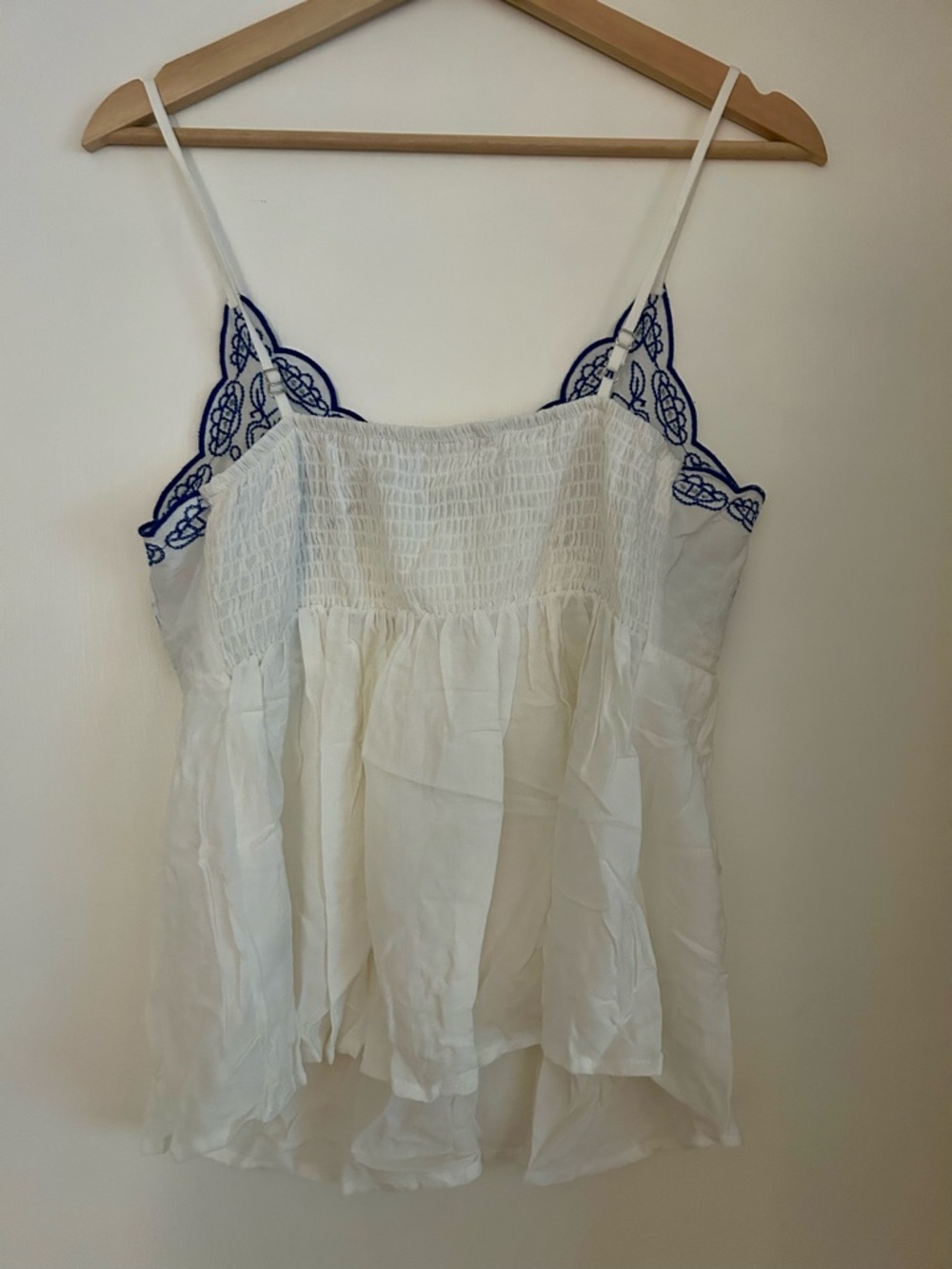 Embroidered Tank Top - Picture 4 of 4
